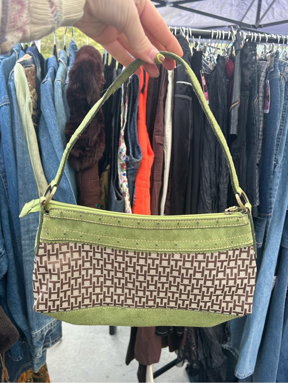 Y2K 2000s Tommy Hilfiger monogram purse